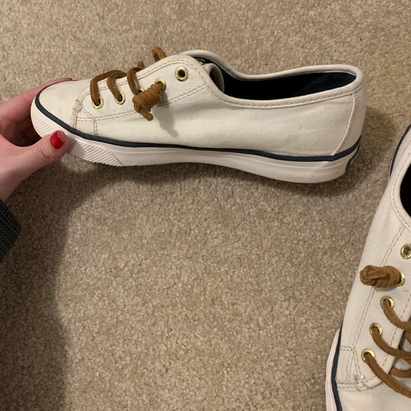 Women’s Sperrys slip on - Picture 2 of 3